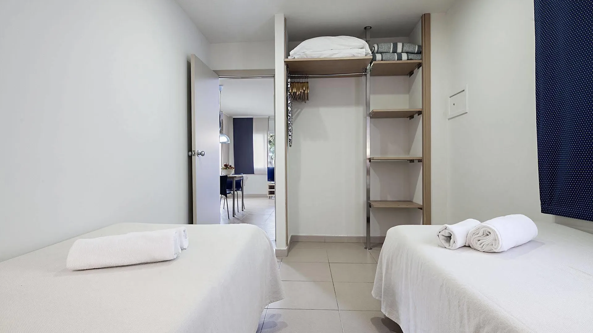 Aparthotel Apartamentos Porta Coeli Castelldefels