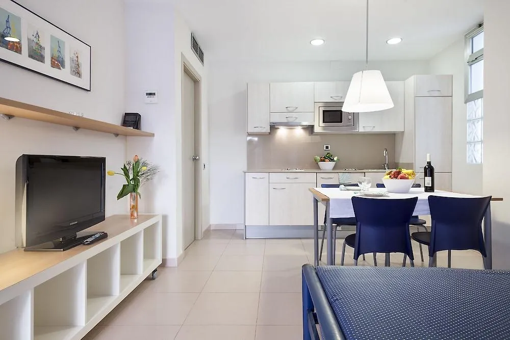 קסטלדפלס Apartamentos Porta Coeli ספרד