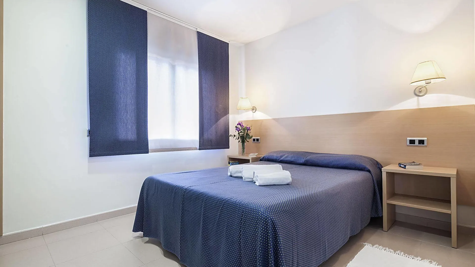 Apartamentos Porta Coeli Castelldefels Appart hôtel